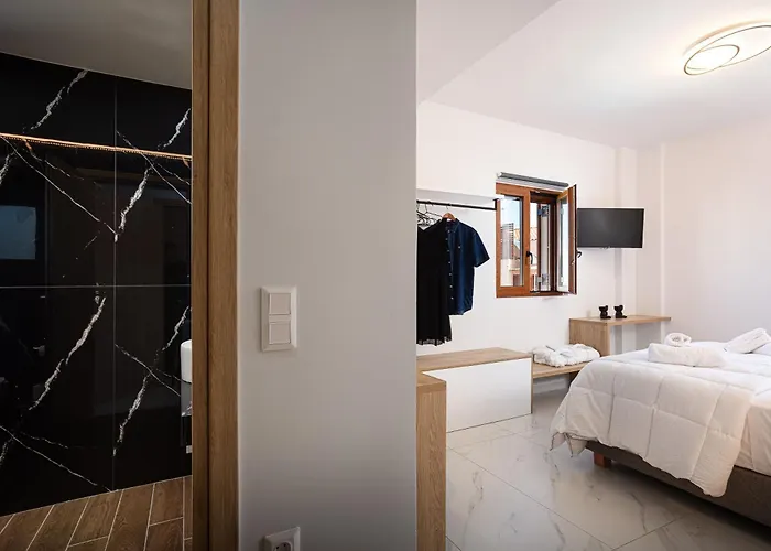 Provillas - ι, ιι & ιιι - Luxury With Private Pool Near Retrymno Villa