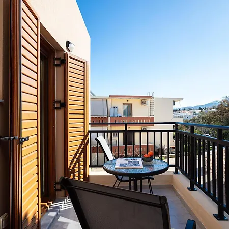 别墅 Provillas - ι, ιι & ιιι - Luxury With Private Pool Near Retrymno
